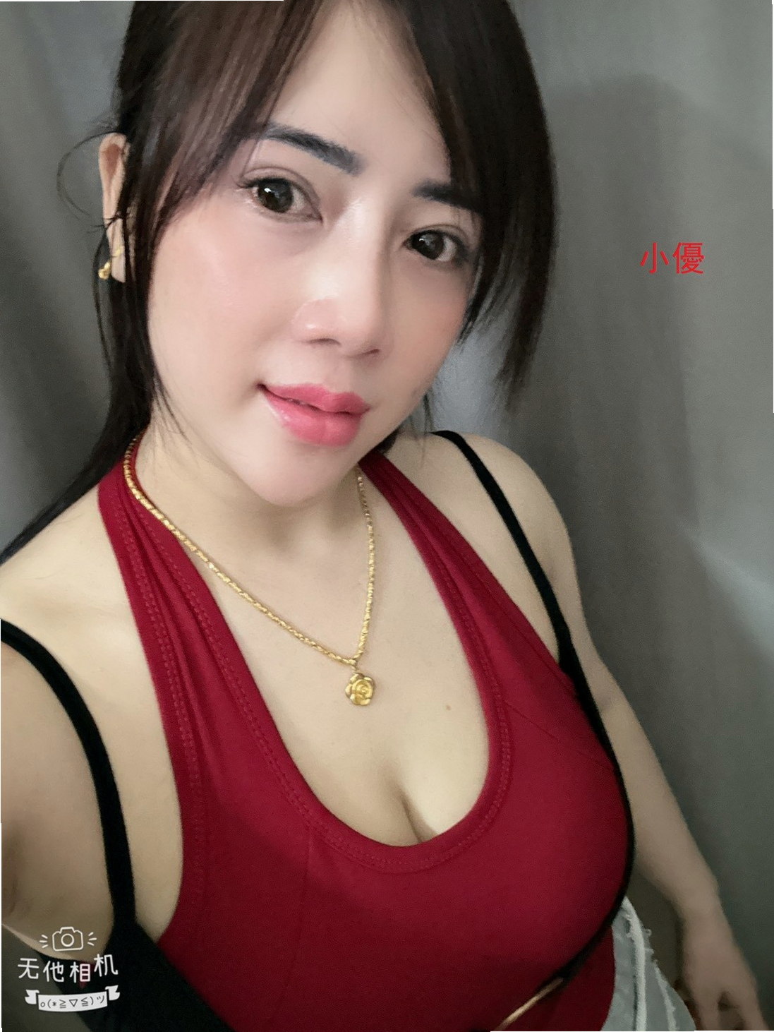 全新體驗明騷類型 欲望超級強烈!!!18歲為負心男友生了一個孩子！樂顏(服飾店女孩)來自外埔叫茶，身高163cm，體重53kg，胸圍C罩杯，年齡23歲